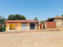 Nyumba ya kizamani inauzwa nyamanoro mwanza ( airport road )
