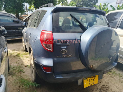 Rav 4 miss Tz.       2008 - 6/6