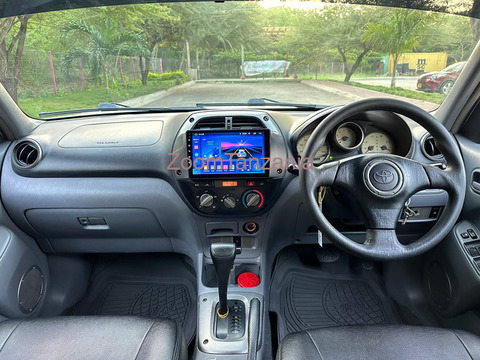 Rav 4.        2001 - 4/6