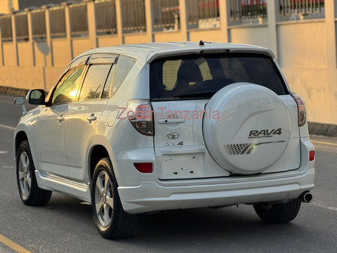 Rav 4. Miss Tz.      209l06 - 2/6