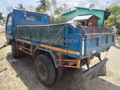 Mitsubishi canter tipper