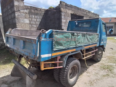 Mitsubishi canter tipper - 4/4