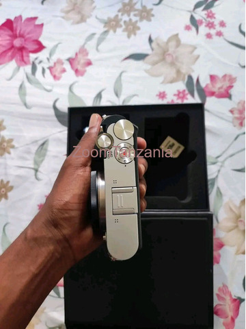 Xiaomi YI-M1 Mirrorless Digital Camera - 2/6