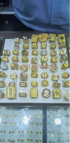 gold rings for men and ladies - 2/4