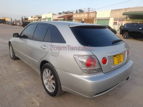 Altezza.        2003 - 4/6