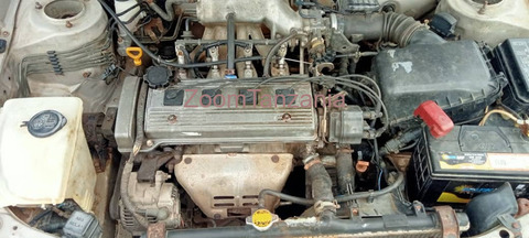 Corolla.    111.       2002 - 2/6