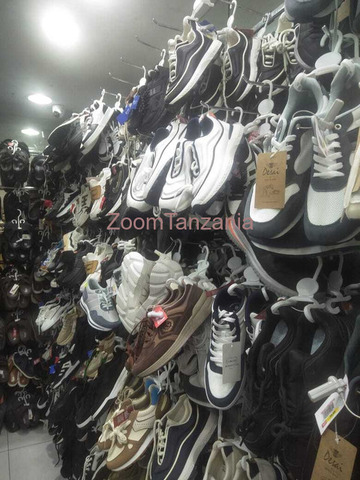 Men sneakers - 2/3