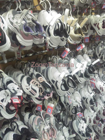 kids new sneakers - 4/4