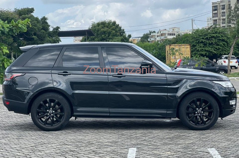 Land Rover Range Sport - 1/4