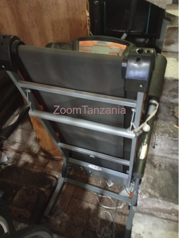 Treadmills 100kg > - 2/3