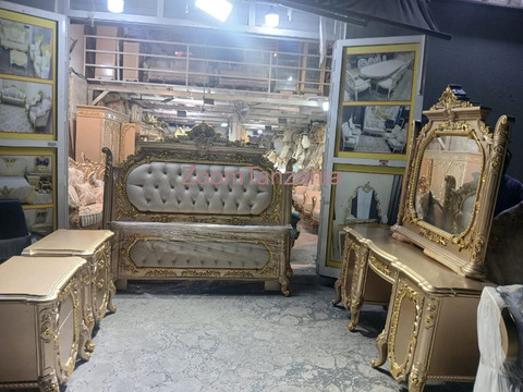 Royal Furnitures - 3/3