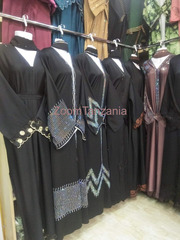 Ladies abaya