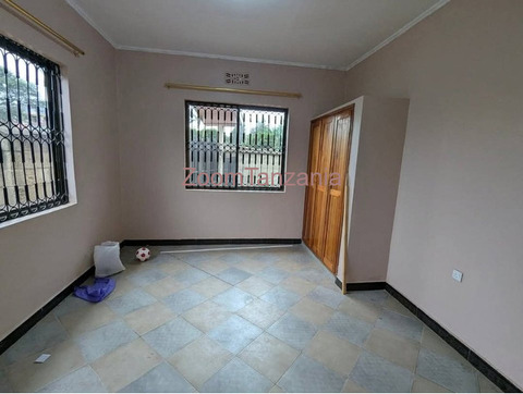 3BEDROOM HOUSE FOR RENT IN NJIRO-ARUSHA - 4/6