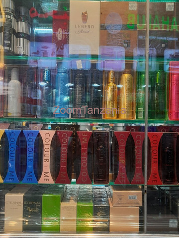 Cosmetics & Perfumes - 3/5