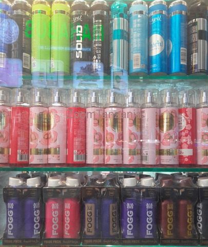 Cosmetics & Perfumes - 4/5