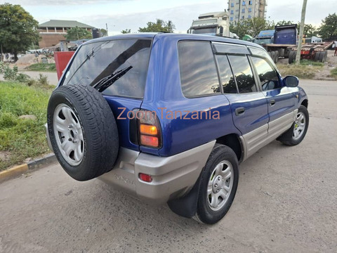 Rav 4.          1998 - 2/6