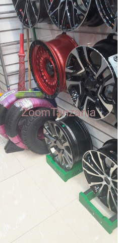 Original tyres - 2/3