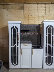 Kitchen cabinet ya kabati mtungi wa ges