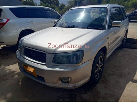 Forester.        2005 - 1/6