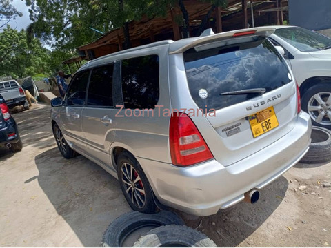 Forester.        2005 - 3/6