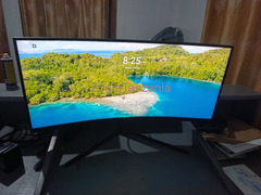 Curved 34 inch gaming monitor