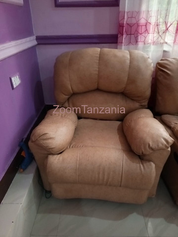 Recliner leather sofa - 2/6