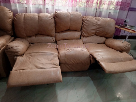 Recliner leather sofa - 5/6