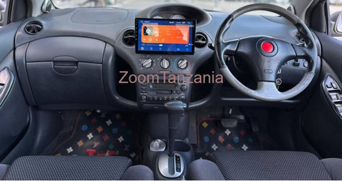 Toyota Vitz RS - 4/4