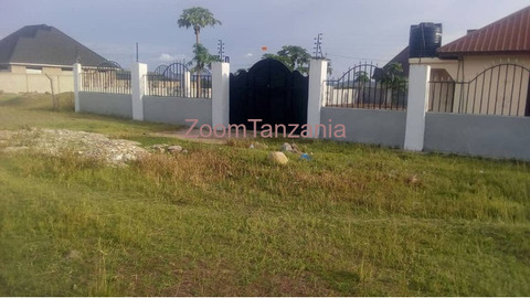 Exceptional Plot with 2 Houses - 3/6