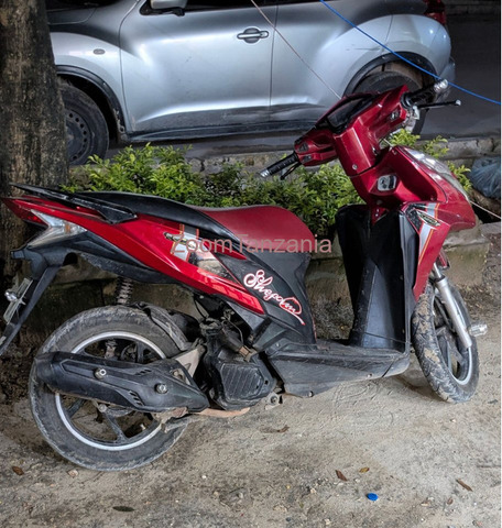 Honda click old model 125 cc