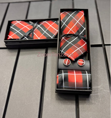 A set of Tie,button, and side scarf - 1/6