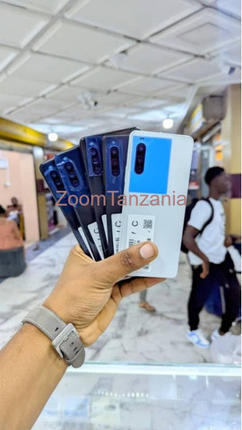 Sany   xperia 10 iv