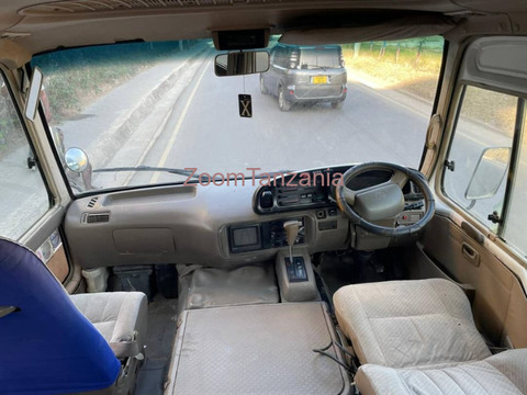 TOYOTA COASTER 1HZ - 5/6