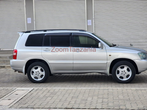 Toyota Kluger 2002 - 4/6