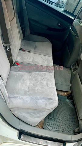 2004 Toyota Crown Athlete - 2/5