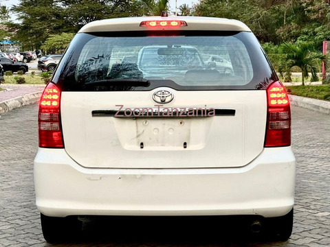 2006 Toyota Wish - 2/5