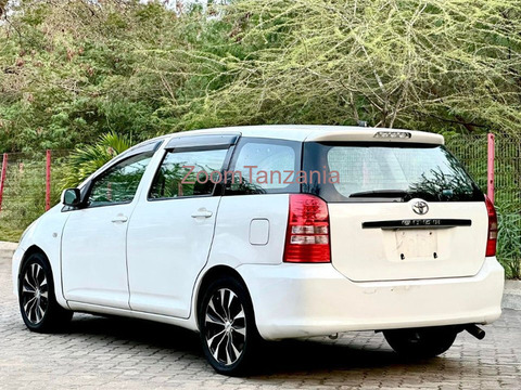 2006 Toyota Wish - 3/5