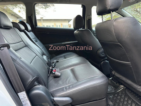 2006 Toyota Wish - 4/5