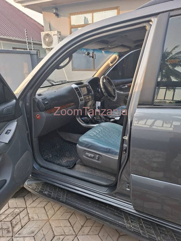 2005 Toyota Land Cruiser Prado - 2/6