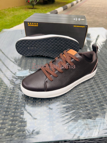 Low Top Shoes for Men's Size 40 - 45 - 2/3
