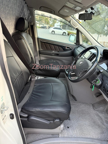 2004 Toyota Alphard White Color - 5/6