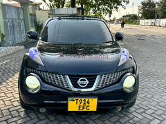 2011 Nissan Juke Black Color