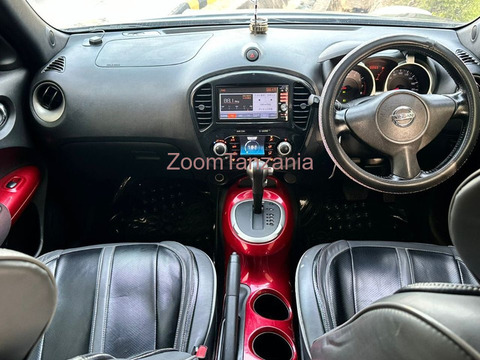 2011 Nissan Juke Black Color - 2/6