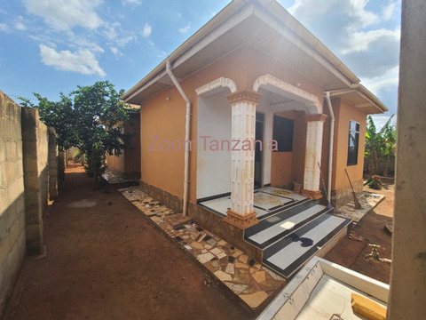 3 Bedrooms House For Sale Kingolwira, Morogoro - 2/6