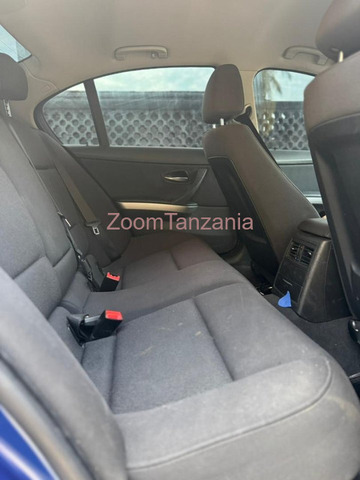 2009 BMW 3 Series Blue Color - 2/6