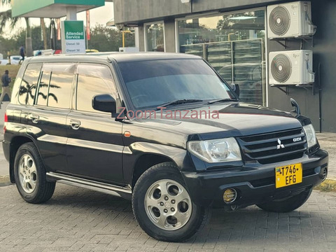 2000 Mitsubishi Pajero GDI Black Color - 6/6