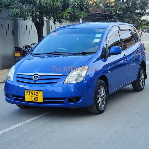 2002 Toyota Corolla Spacio Blue Color - 1/6