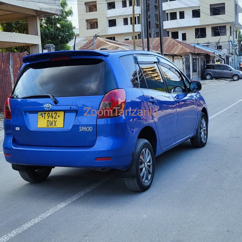 2002 Toyota Corolla Spacio Blue Color - 3/6