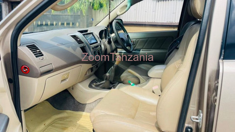 2008 Toyota Fortuner Brown Color - 2/6