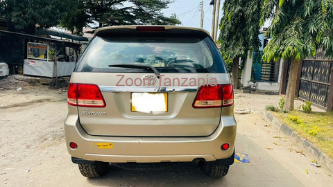 2008 Toyota Fortuner Brown Color - 3/6